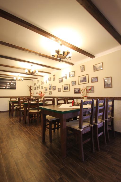 Harom Szekely Fogado Hotel Miercurea Ciuc Buitenkant foto