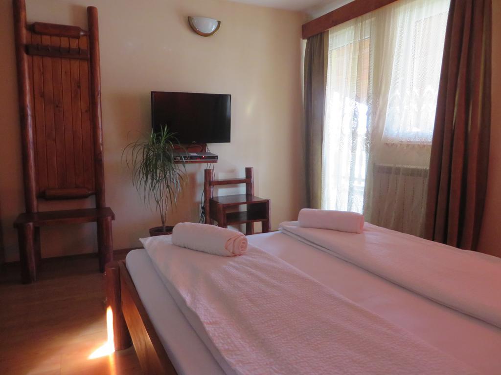 Harom Szekely Fogado Hotel Miercurea Ciuc Buitenkant foto