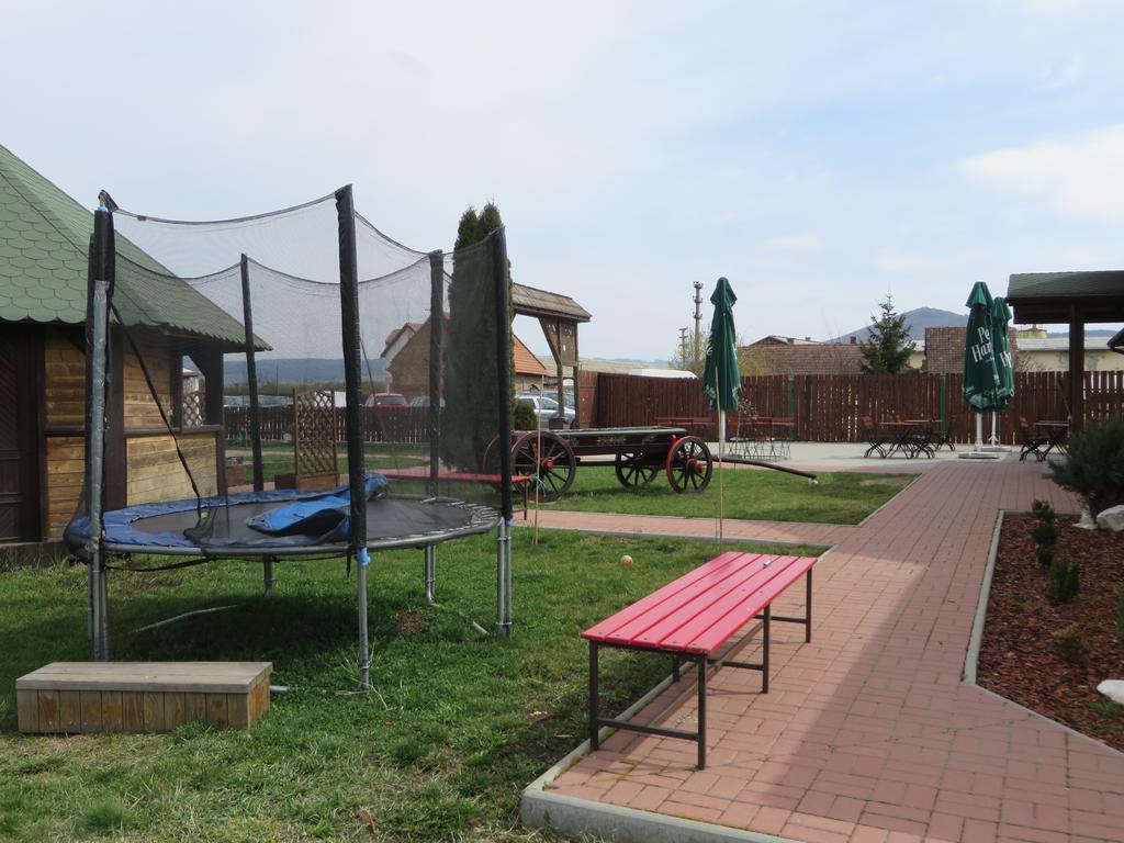 Harom Szekely Fogado Hotel Miercurea Ciuc Buitenkant foto